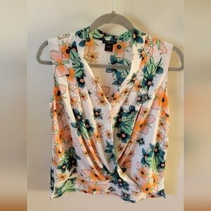 Floral Sleeveless Blouse - Multicolor